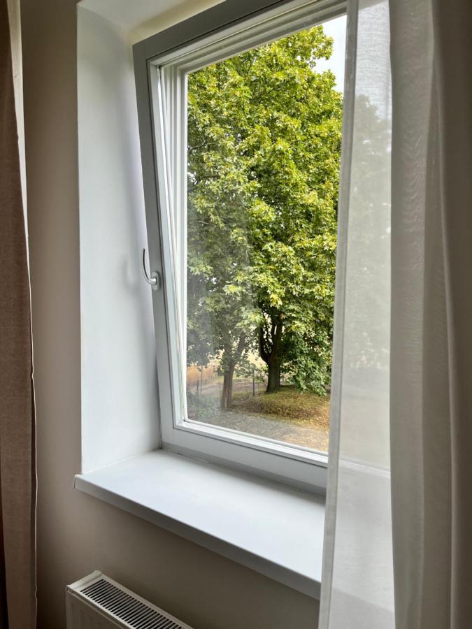 Osrodek Konferencyjno-Wypoczynkowy Hostel Chojna ภายนอก รูปภาพ