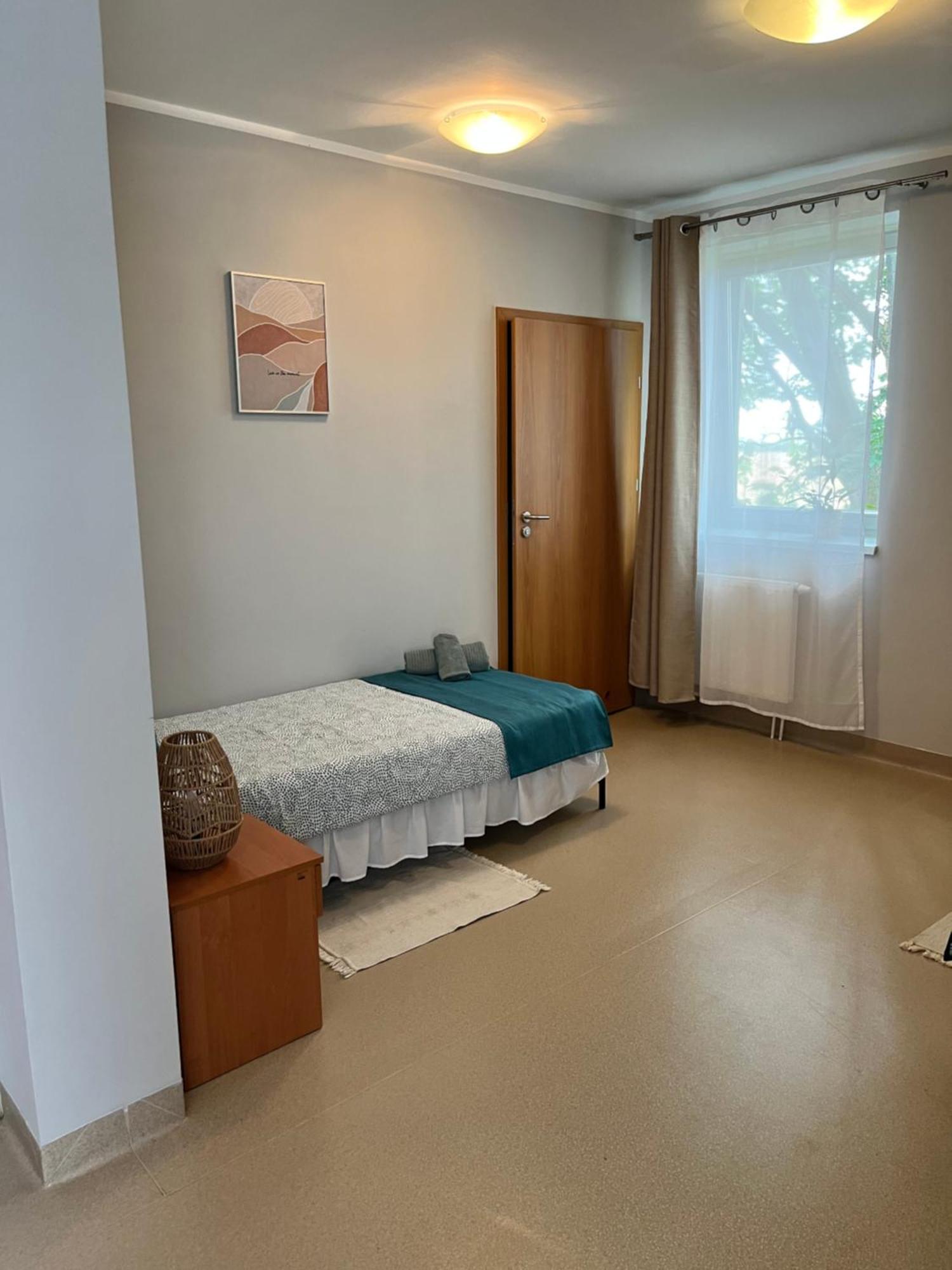 Osrodek Konferencyjno-Wypoczynkowy Hostel Chojna ภายนอก รูปภาพ