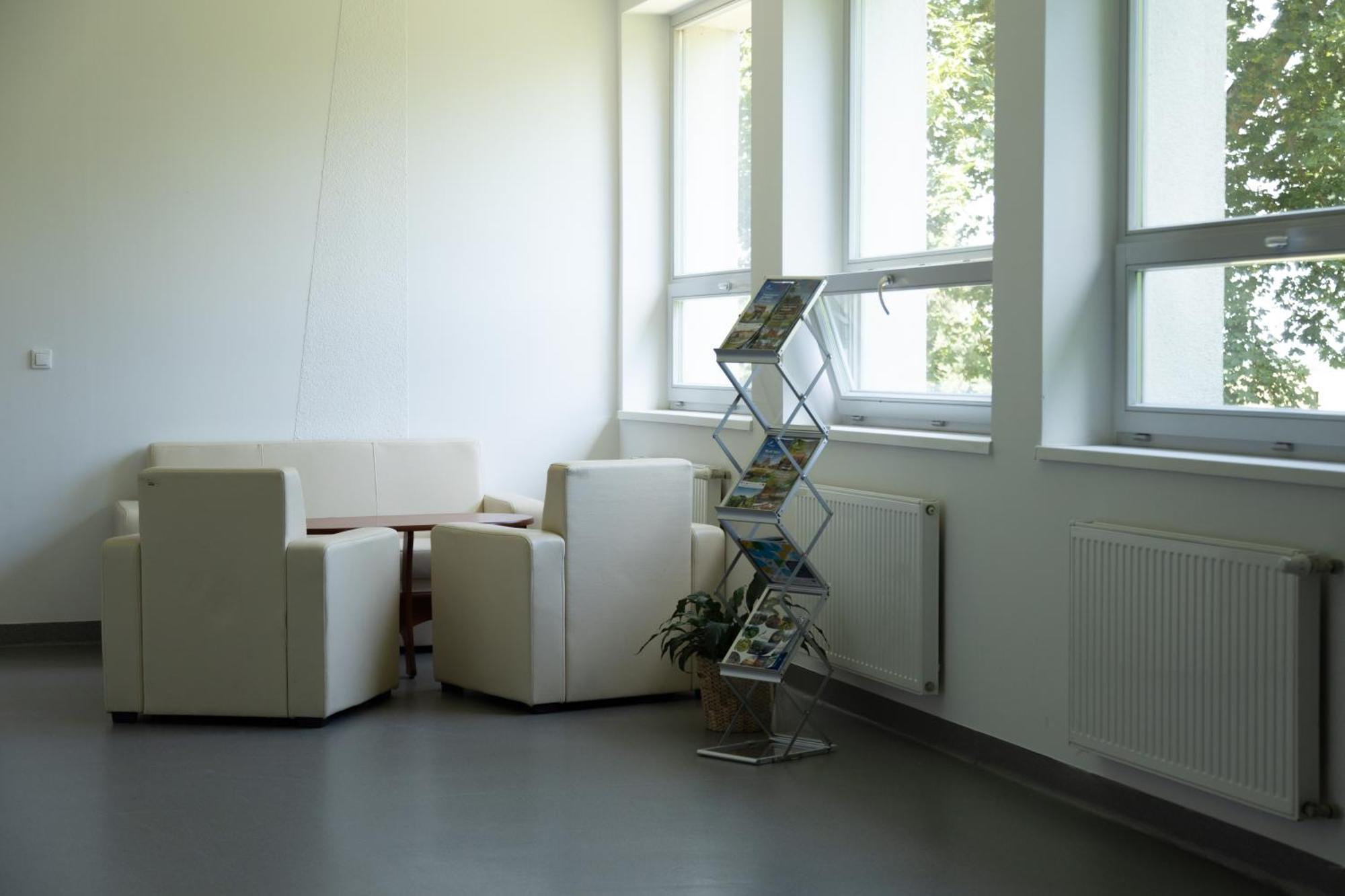Osrodek Konferencyjno-Wypoczynkowy Hostel Chojna ภายนอก รูปภาพ